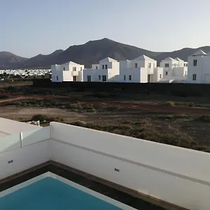 Geny , Playa Blanca (Lanzarote) España